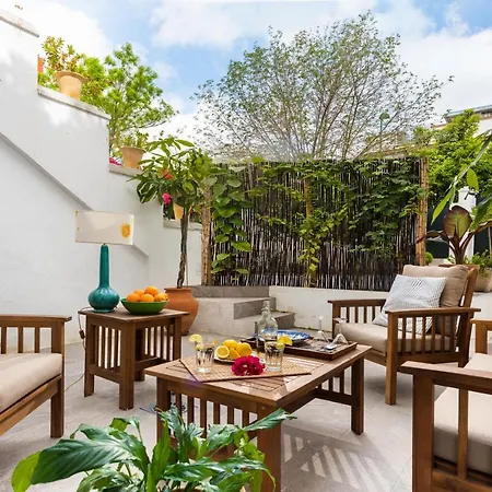 Plaza Espana, Acogedor Apartamento Con Patio Seville Exterior photo